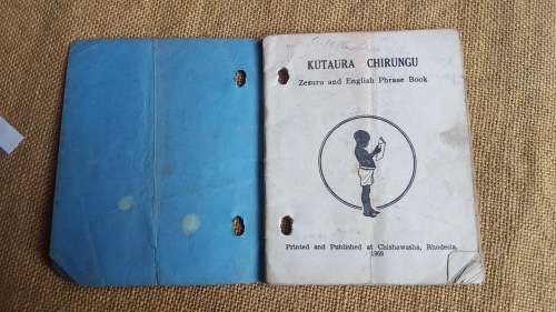 Rhod era language pamphlet "Kataura Chirungu" phrase book 60 pgs sml pocket size Selous Scout