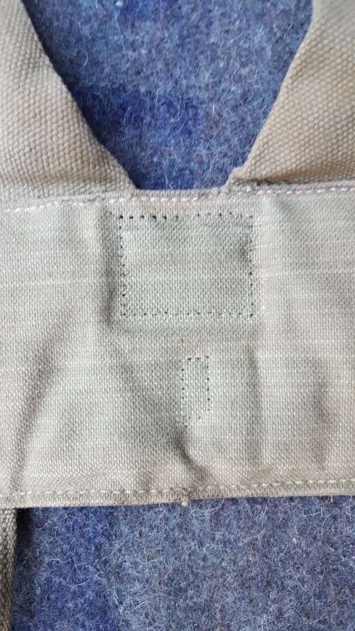 good used condition SADF era patt 61/64 webbing yoke - ideal as a Patt 69 Rhod stand-in piece ;-)