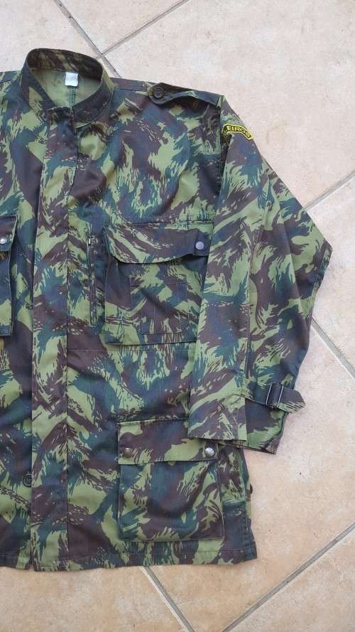 scarce and diff to source Moz Marines Fuzerleiros XL size smock in great used condition - no damage
