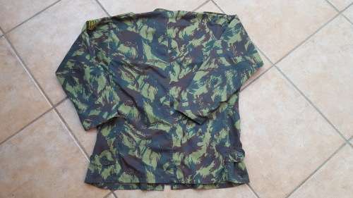 scarce and diff to source Moz Marines Fuzerleiros XL size smock in great used condition - no damage