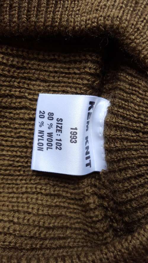 pre-1994 Unused & Mint size LARGE 102cm SAP era issue 80% wool jersey camo