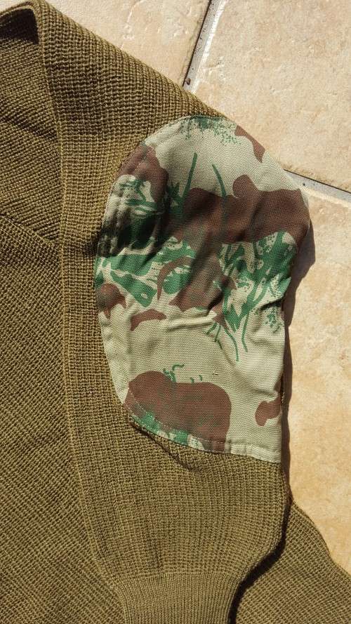 pre-94 Unused & Mint size XL (117cm) SAP era issue 80% wool jersey camo accents sealed - dated `91