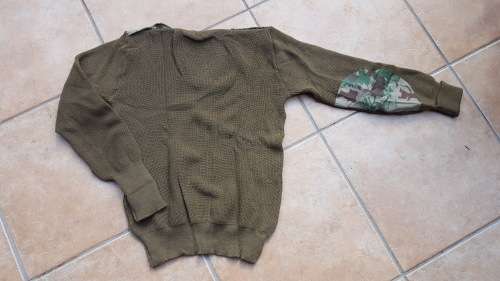 pre-94 Unused & Mint size XL (117cm) SAP era issue 80% wool jersey camo accents sealed - dated `91