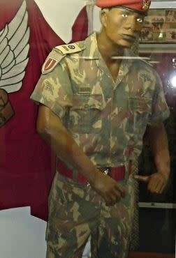 original pre-1994 Transkei Para/ SF stable-belt belting (note width) as worn in the ex-homelands TDF