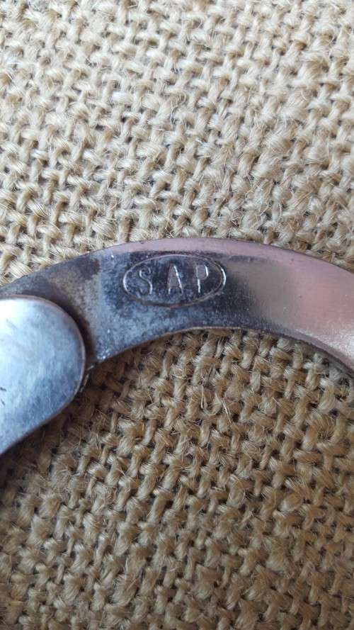 very good & well used old style used condition SAP (stamped) period hand-cuffs with key