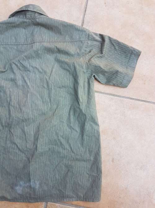 used (faded) Mozambique Police PRM copy EG falling-rain `strichtarn` patt camo shirt intact size med