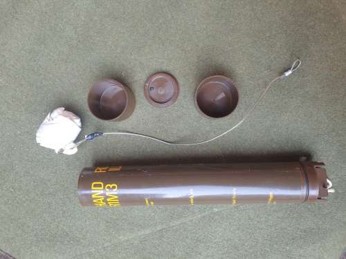 empty nutria tube SADF era (dd 1980?) EMPTY/EXPENDED 300m hand-held parachute illum flare, FFE