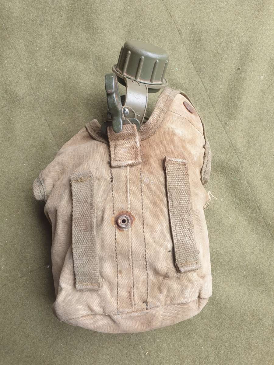 used SAP (contract) issue Borderwar era original 1lt canteen cover & std SADF type 1lt canteen & cup