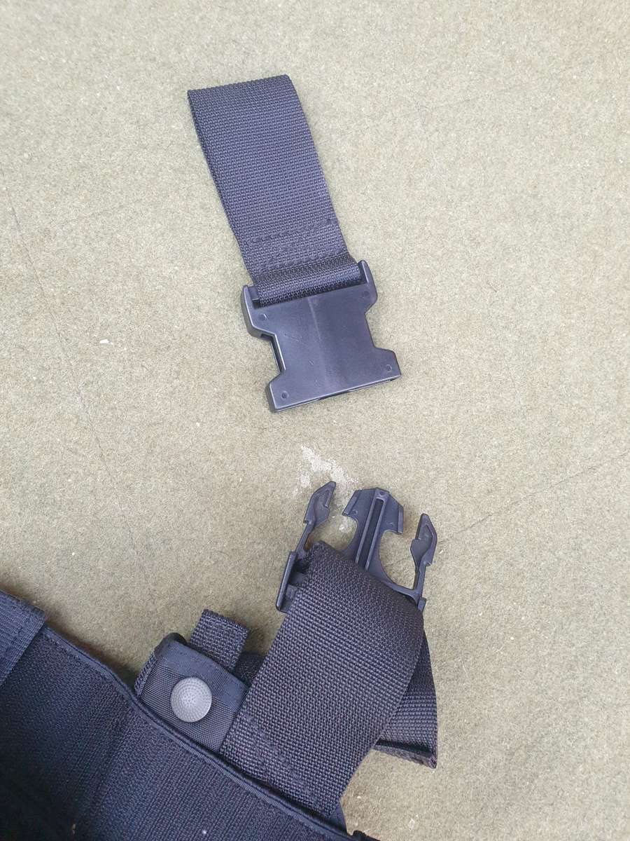 scarce used SADF era original SA SF Recce used/issue black nylon drop-leg thigh holster urban kit