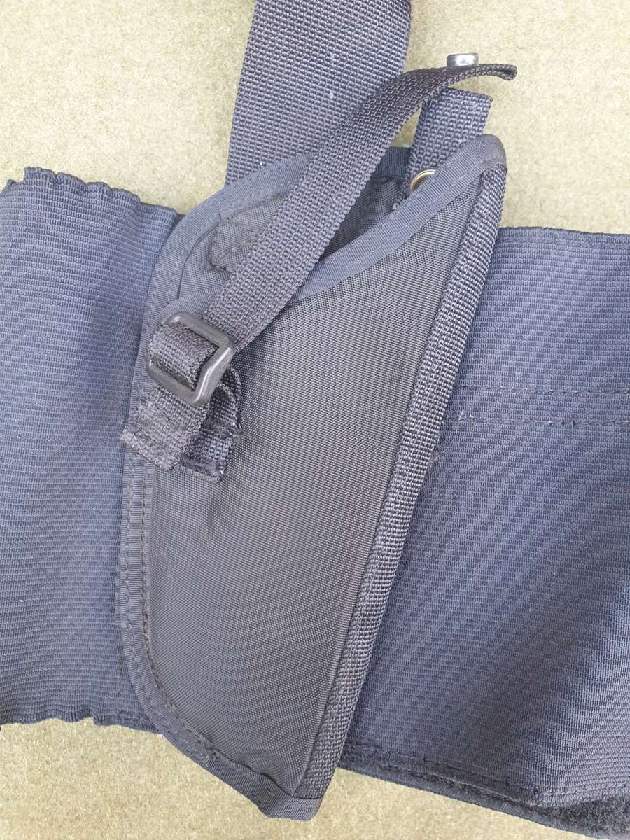 scarce used SADF era original SA SF Recce used/issue black nylon drop-leg thigh holster urban kit