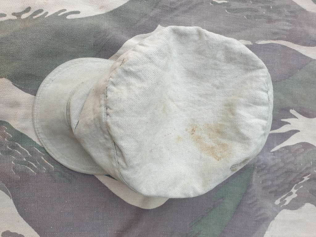 rarely seen original Cuban issue olive green fatigue cap Angola bushwar piece no damage BUT faded