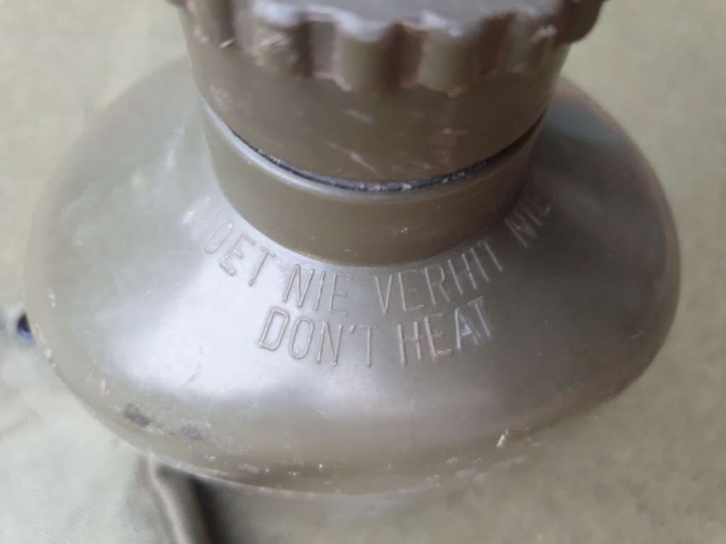 Original Rhodesian bushwar period patt 69 canvas carrier pouch & 1lt canteen good clean used (nr1)