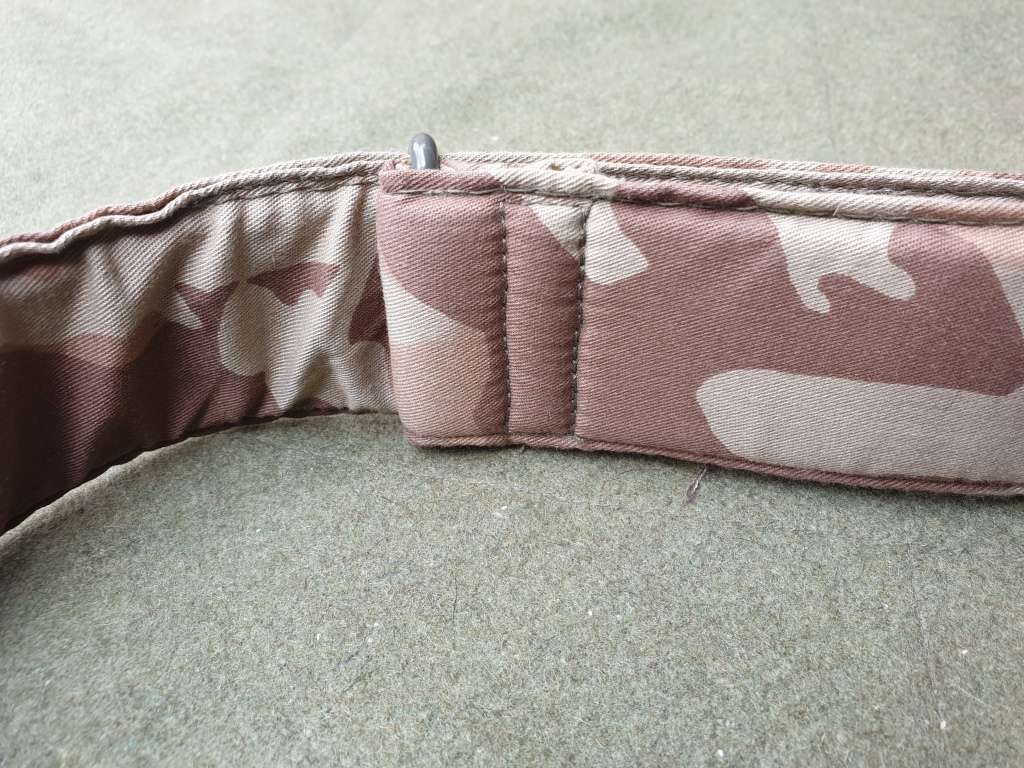 scarce adjustable (too XL) size ex Para-Military AWB right wing Org. camo uniform web-belt as new