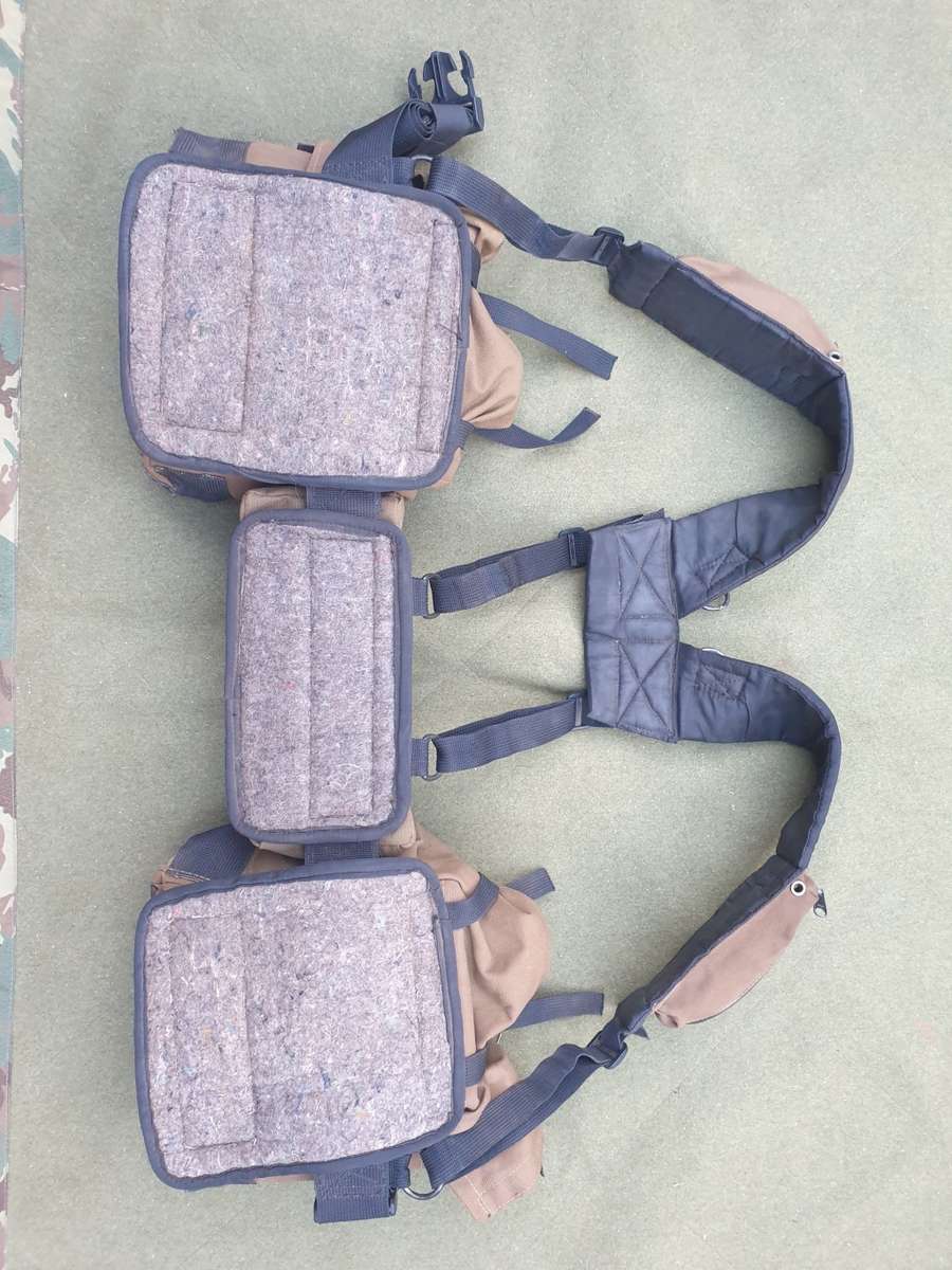 original SADF era Para Battalion issue Bateleur 90 (Backpacker made) belt kit in good used condition