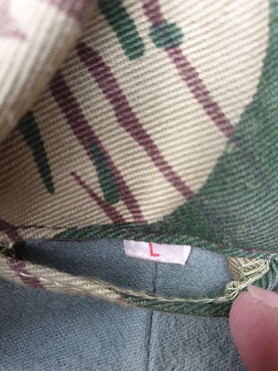 1st ever seen (?) Rhodesian camo 100% original wind/ water proof lined jacket large as new