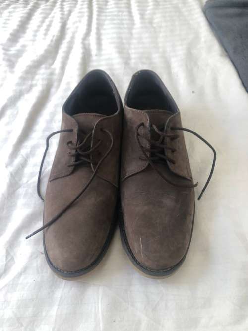 Basic Thread men`s suede shoes