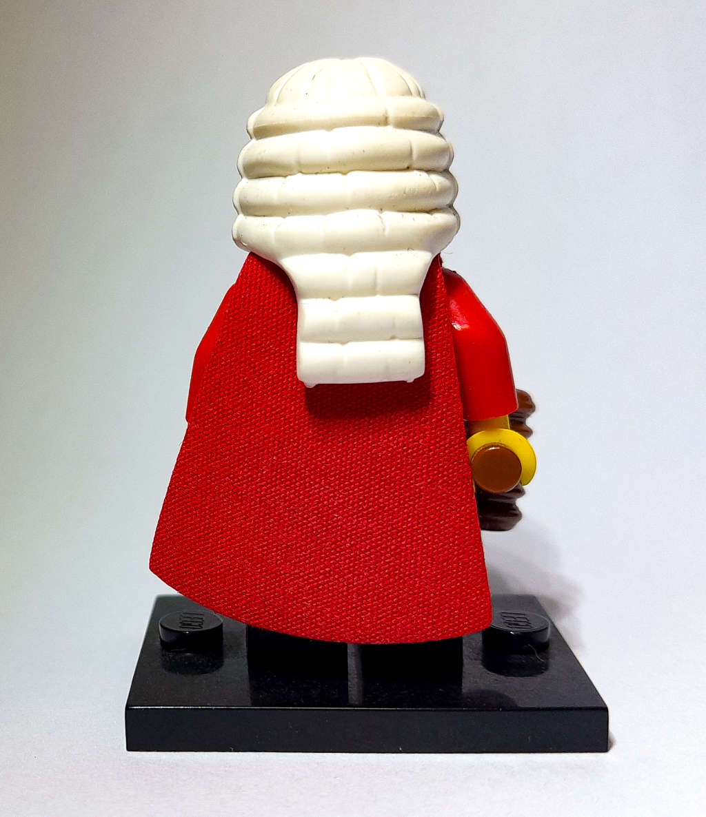Lego Minifigures - Judge - Series 9 (2013) - Complete