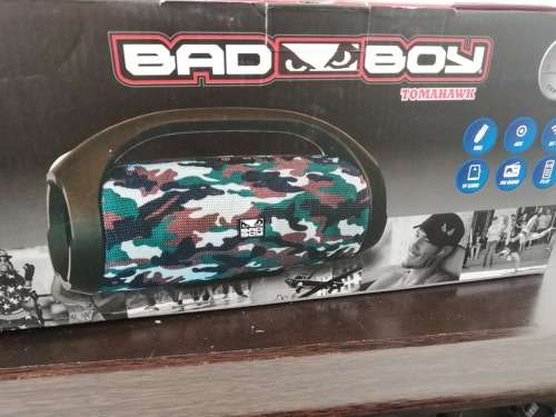 *BRAND NEW BADBOY TOMOHAWK BLUETOOTH SPEAKER, EXCELLENT SOUND***R99 FREIGHT**