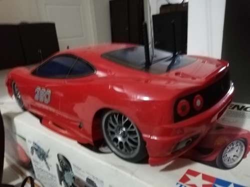 ***TAMIYA RC ELECTRIC FERRARI 360 MODENA CHALLENGE 1/10. WITH REMOTE AND ACCESSORIES