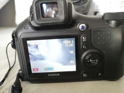 ***FUJIFILM FINEPIX S6500FD DIGITAL CAMERA ,BAG, MEMORY CARD  AND DATA CABLE AND MANUAL***