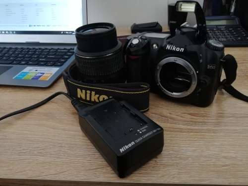 ***NIKON D50  PROFESSIONAL DIGITAL SLR CAMERA WITH LENS, CHARGER, CABLES AND MEMORY CARD**