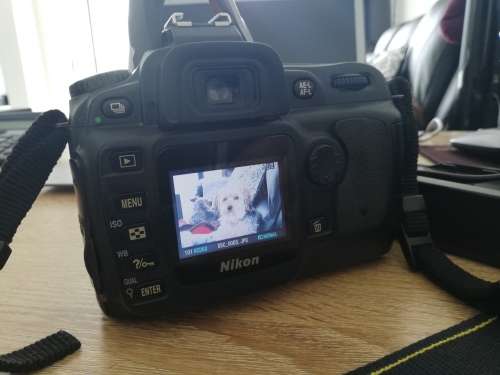 ***NIKON D50  PROFESSIONAL DIGITAL SLR CAMERA WITH LENS, CHARGER, CABLES AND MEMORY CARD**