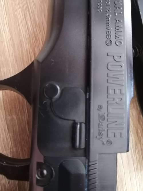 ***DAISY POWERLINE GAS POWERED PELLET GUN, 6 SHOT, SEMI AUTO**R99 FREIGHT ***