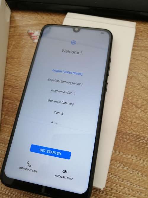***LATE ENTRY***BRAND NEW HUAWEI P SMART DUEL SIM, 64GB, 3GB RAM***R99 FREIGHT**