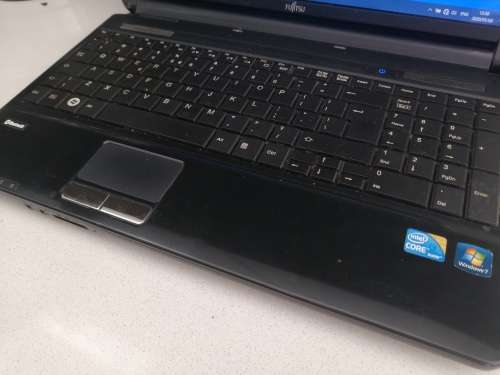 **ESSENTALSERVICE APPROVED***I3 FUJITSU I3LIFEBOOK A SERIES*750GB HDD, 4BG RAM ***