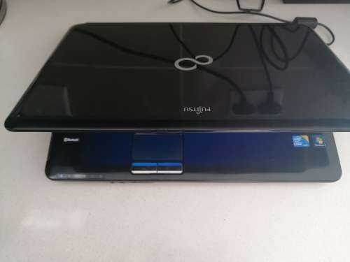 **ESSENTALSERVICE APPROVED***I3 FUJITSU I3LIFEBOOK A SERIES*750GB HDD, 4BG RAM ***