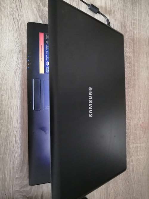 **ESSENTALSERVICE APPROVED***SAMSUNG R519 LAPTOP, EXCELLENT CONDITION ***