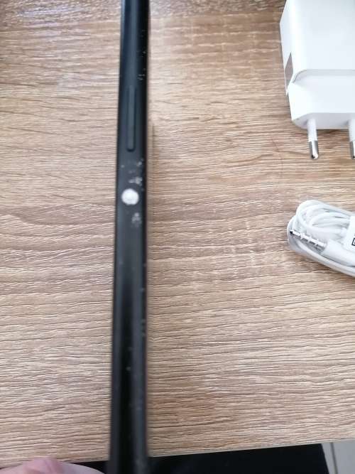 ****SONY XPERIA XA1 ULTRA, 32GB STORAGE, 23MP CAMERA, 6 INCH SCREEN***