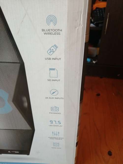 ***LARGE, OVER 1M TALL**BRAND NEW KARBON AUDIO,  BLUETOOTH SPEAKER, COLOUR LIGHTS, REMOTE****