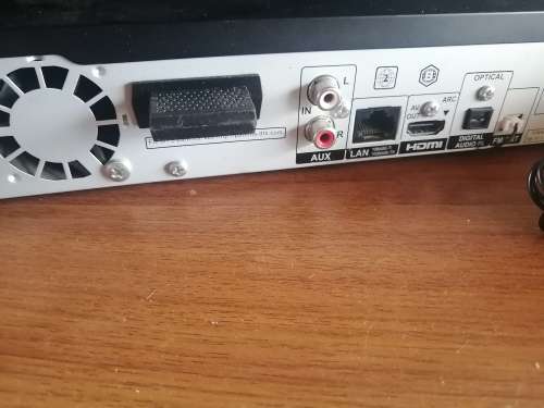 LATE ENTRYDEMO PANASONIC BLUERAY,3D, WIRELESS, SURROUND SOUND SYSTEMR9000