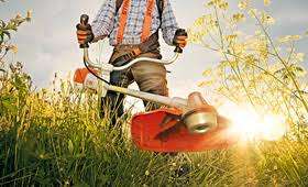 **ONCE OFF OFFER*BRAND NEW RED RHINO 43CC BRUSHCUTTER WITH ACCESSORIES IN BOX**WARANTEE***