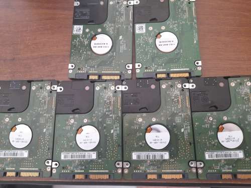 **LATE ENTRY**LOT OF WD LAPTOP HARD DRIVES**THE LOT  ONE BID**FREE FREIGHT****