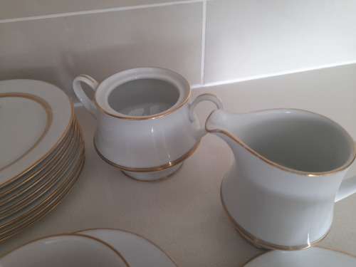 ***POSSIBLE HIGH VALUE CHINA****RC SRI LANKA NORITAKE L553 GLORIA TEA SET****