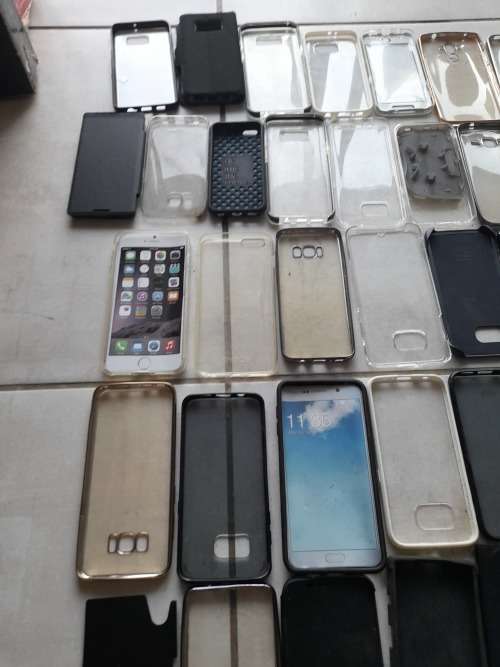 **LATE ENTRY**FREE FREIGHT FRIDAY**BULK LOT OF 100 CELL PHONE COVERS**MIXED LOT NOT IN PACKAGING****