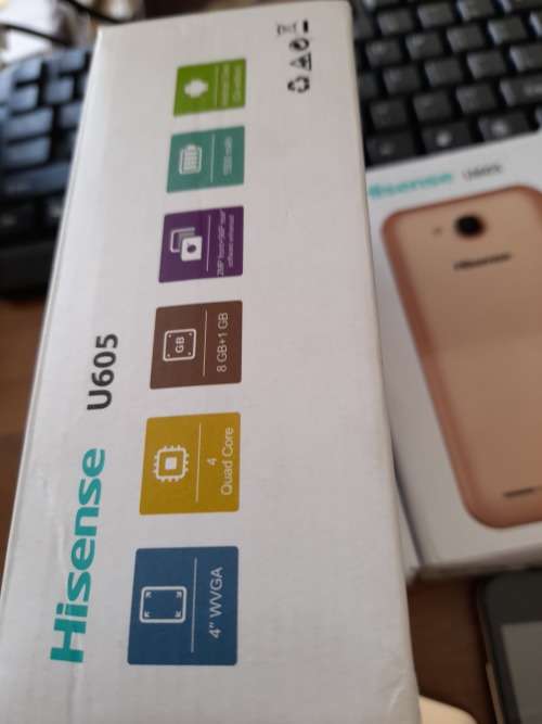 *MAY MADNESS DEAL* BRAND NEW HI SENSE U605 DUEL SIM SMART  PHONE IN BOX WITH HEADSET AND CHARGER****