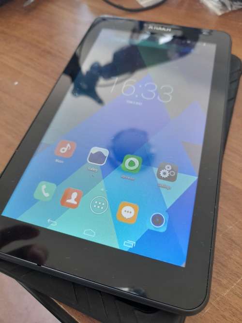 ****CRAZY SPECIAL**FREE FRIEGHT**XTOUCH DUEL SIM 3G TABLET WITH POUCH**EXCELLENT CONDITION***