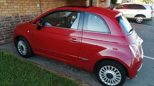 ****WOW**SPORTY 2013 FIAT 500 RED, PANARAMIC ROOF, FHS/FSH ON AUCTION*STARTING @R1 NO RESERVE***