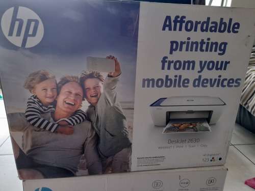 **LIQUIDATION STOCK**2 X HP PRINTERS , LKE NEW BUT FEEDING ISSUES**SOLD AS IS**