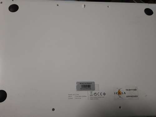 *CRAZY SPECIAL*LIQUIDATION STOCK***MECER XPRESSION Z140C, WHITE **NOT TURNING ON*DO NOT KNOW FAULT