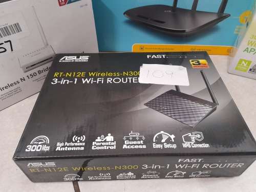 *MONTH END SPECIAL***LIQUIDATION STOCK**BULK LOT OF  ROUTERS, WIFI EXTENDERS ETC**OVER R3000 VALUE**