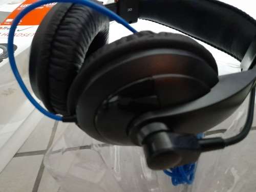**MONTH END DEAL***LIQUIDATION STOCK**LOT OF 3 X GAMING HEADSETS***WORKING**R99 FREIGHT**