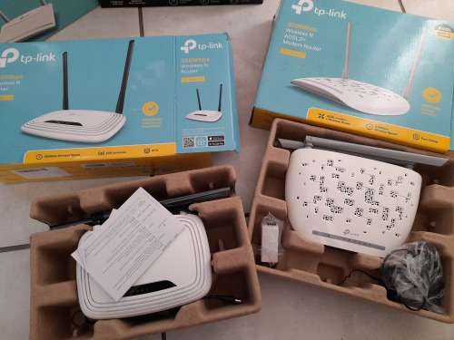 *ONCE OFF**STORE CLEARANCE**BULK LOT OF  ROUTERS, WIFI EXTENDERS ETC**OVER R3000 VALUE**