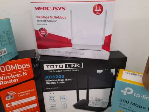 *LAST OF STORE CLEARANCE**BULK LOT OF  ROUTERS, 3G/4G MODEMS**OVER R5000 VALUE**