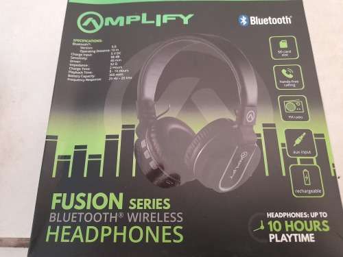 *NEW STOCK**COMBO DEAL**BRAND NEW TELEFUNKEN SOUND BAR AND FREE BLUETOOTH HEADSET*