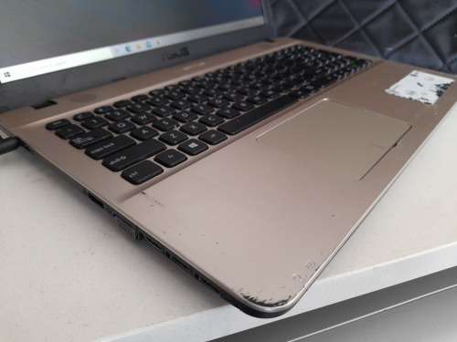 *PRE SUMMER DEAL***ASUS VIVOBOOK MAX F541N WITH CHARGER AND  FREE LAPTOP BAG***