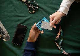 *NEW STOCK****BRAND NEW YOCO GO WIRELESS CARD MACHINE IN BOX WITH ACCESSORIES**